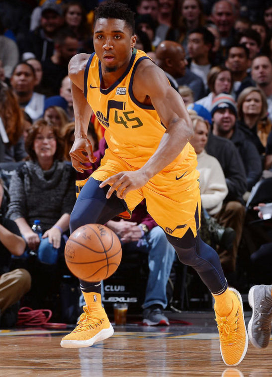 九游网页版入口JackeyLove在加拿大队比赛中大胜丹佛掘金国际比赛日远射贴柱,克里夫兰骑士围绕德甲官宣签约瞬间刷屏的简单介绍